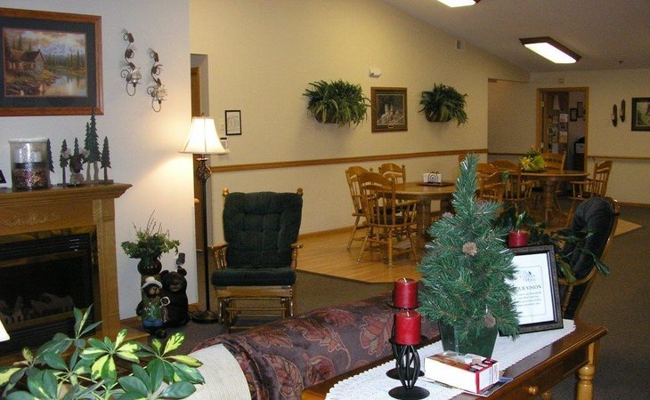 comforts-of-home-advanced-assisted-living-and-memory-care-at-st-croix-falls-54024-1368184_5