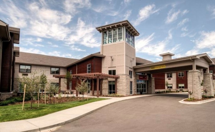 senior-living-at-lafayette-80026