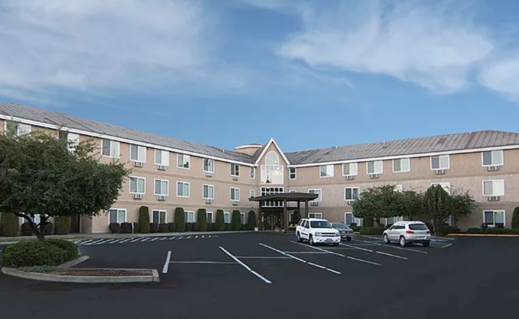 regency-village-at-bend-97702