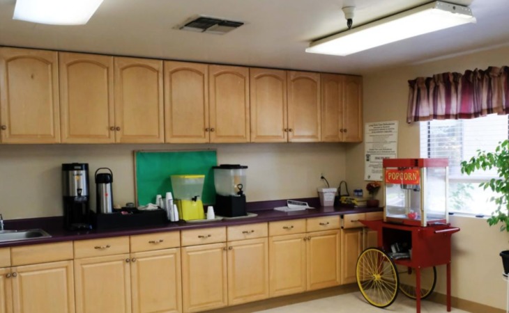 country-club-manor-95608-1369136_6