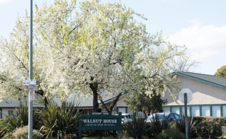 walnut-house-95608