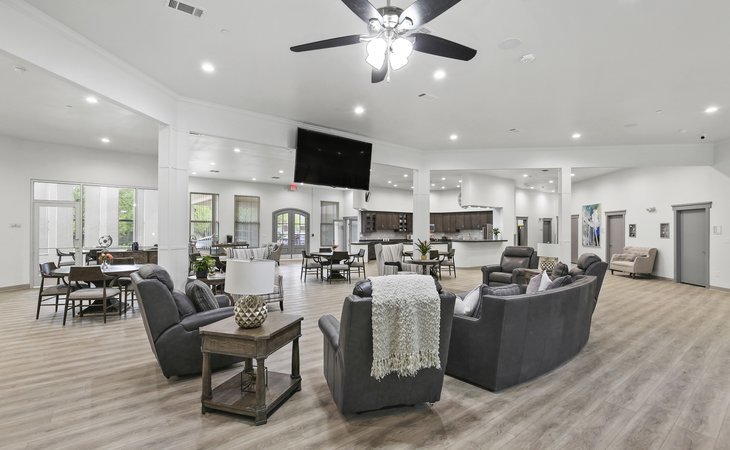 lake-point-luxury-assisted-living-75034-1372389_10
