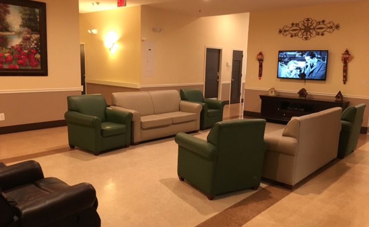 the-broadmoor-assisted-living-community-34982-1372456_2