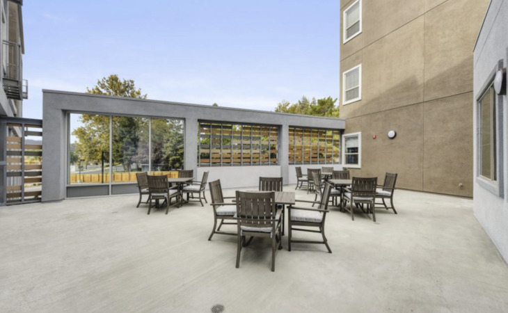 elegance-at-dublin-94568-1372726_3