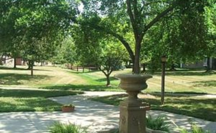colonial-heights-and-gardens-41042-1372920_5