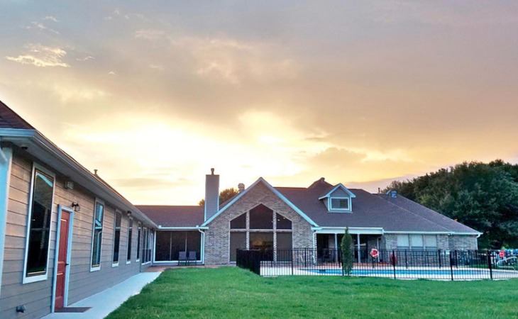 vivid-life-residential-care-77406