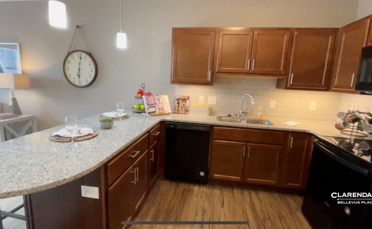 clarendale-at-bellevue-place-37221-1373148_6