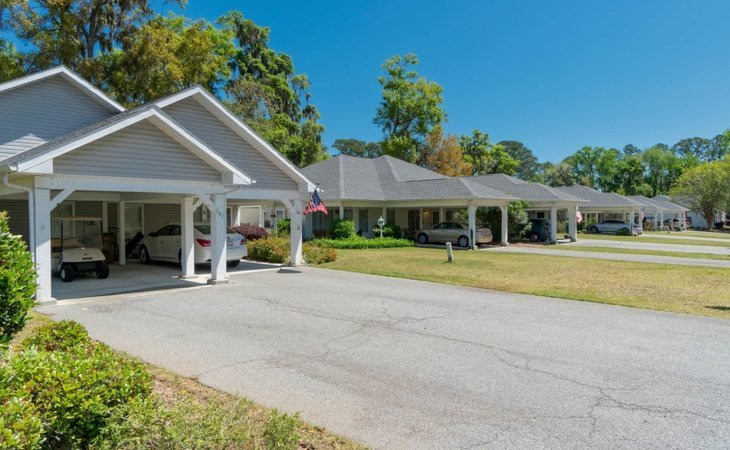 summer-breeze-senior-living-31410