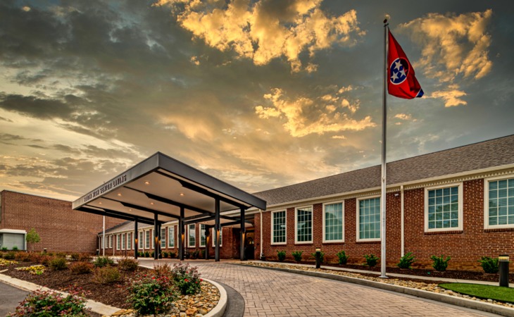 south-high-senior-living-37920-1373654_2