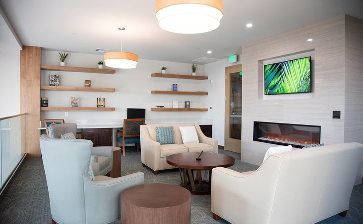valley-vista-senior-living-91405-1373831_2
