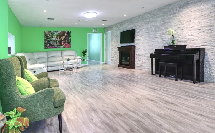 the-holiday-greens-77386-1373950_3