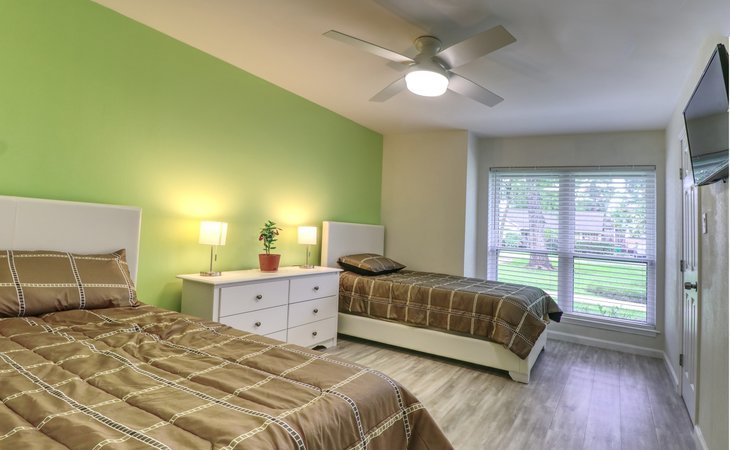 the-holiday-greens-77386-1373950_8