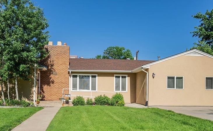 jaxpointe-assisted-living-at-flower-court-80003