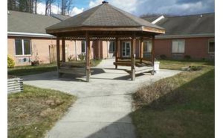 elkins-rehabilitation-care-center-26241-1375371_11