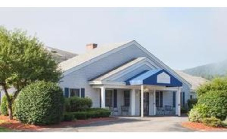 applewood-rehabilitation-center-03470-1377527_1