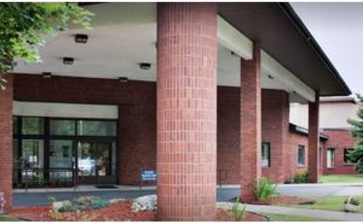 complete-care-at-harrington-court-06415