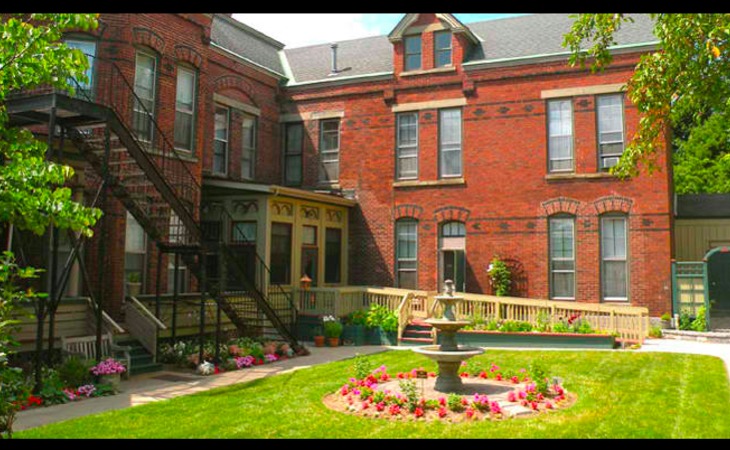 ladies-home-of-oswego-13126