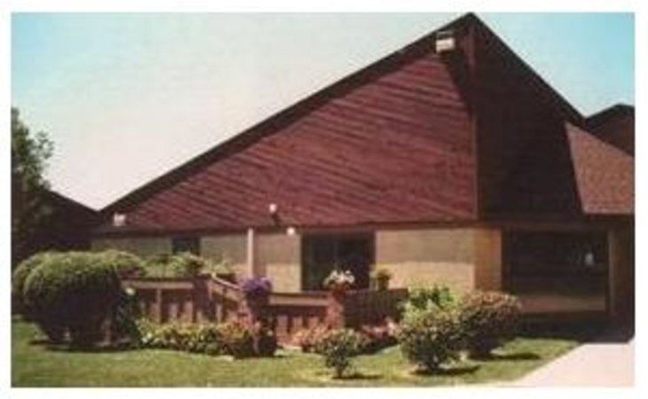 apostolic-christian-home-66534-13813_4