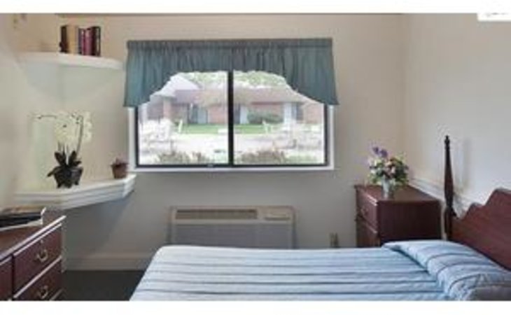 wishing-well-assisted-living-community-at-fairmont-26554-1387156_3