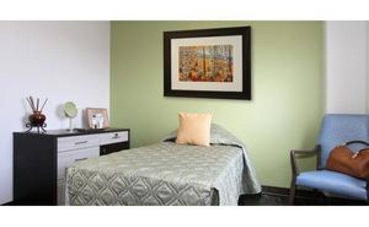 triboro-center-10456-1388884_4