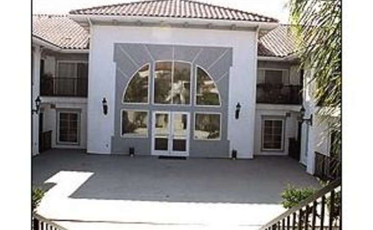 villa-paloma-senior-apartments-92675