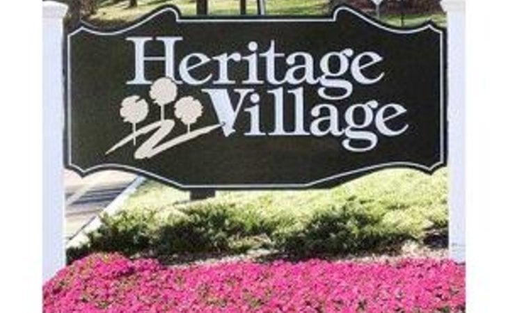 heritage-village-at-lawrence-08648
