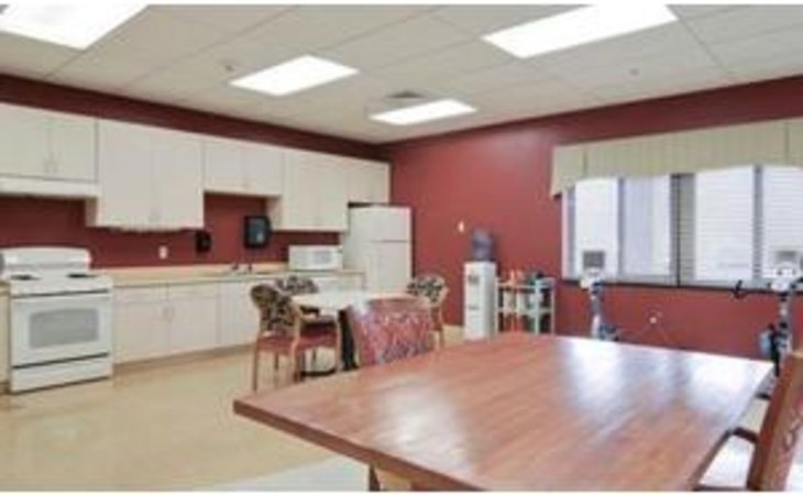manorcare-health-services-kingston-18704-13959_10