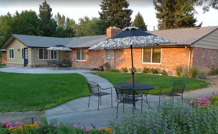 assured-senior-living-8-littleton-meadowbrook-place-80120