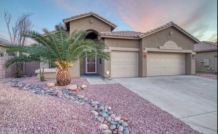 deer-valley-care-home-85086-1416983_1
