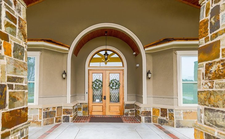 village-green-alzheimer-s-care-home-77389-1418755_3
