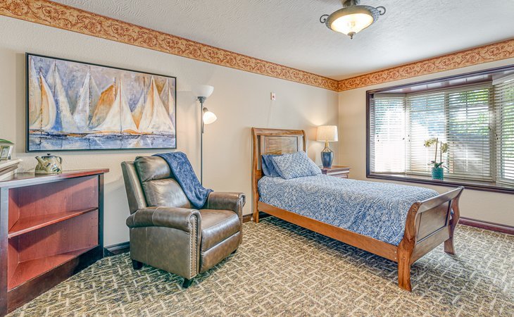 courtyard-at-coeur-d-alene-83814
