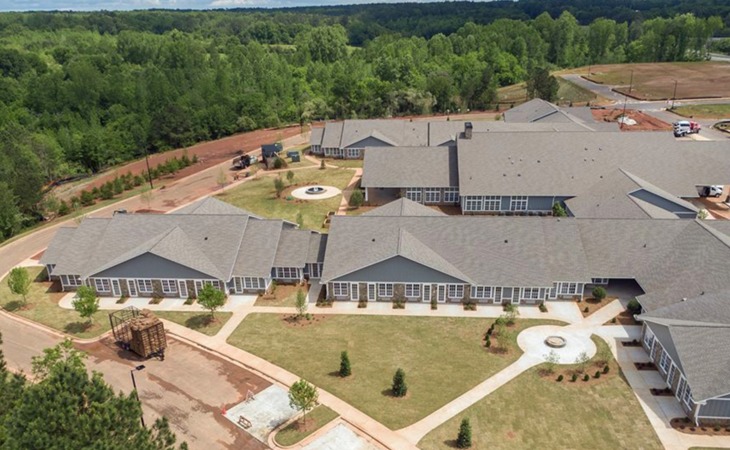 manor-lake-assisted-living-memory-care-30601