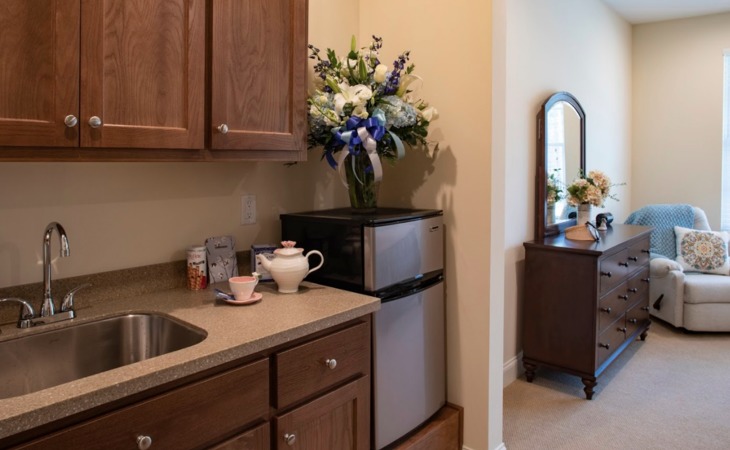 manor-lake-assisted-living-memory-care-30601-1420037_7
