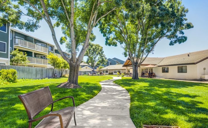 madonna-gardens-assisted-living-memory-care-93901-1420042_6