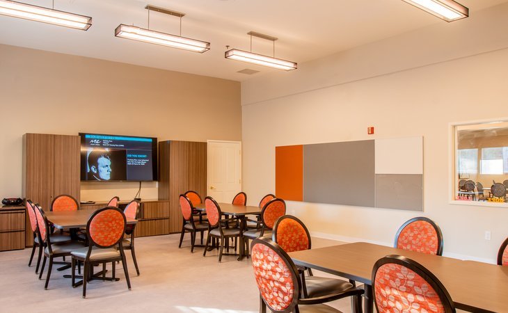 carefield-pleasanton-memory-care-94566-1420135_9