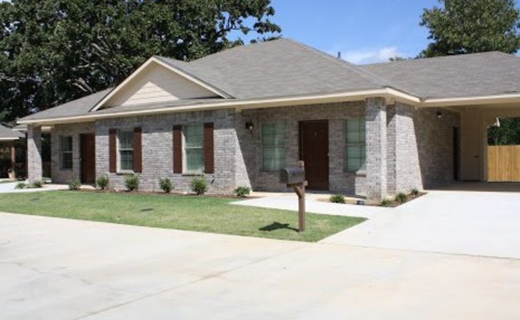 the-oaks-independent-apartments-75503