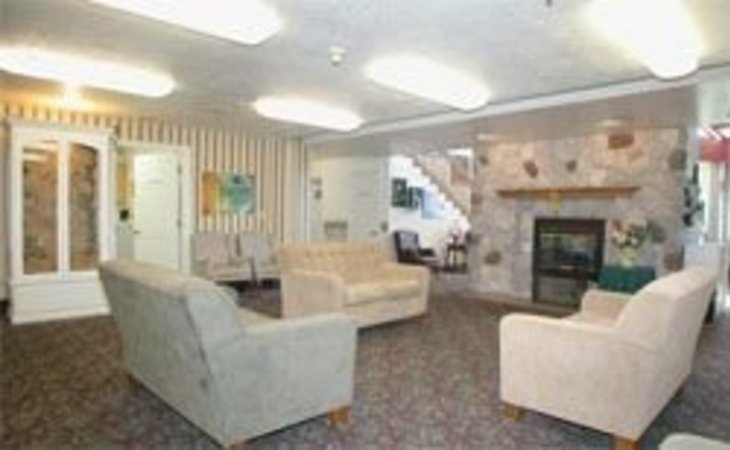 lake-ridge-senior-living-84058-1425098_2
