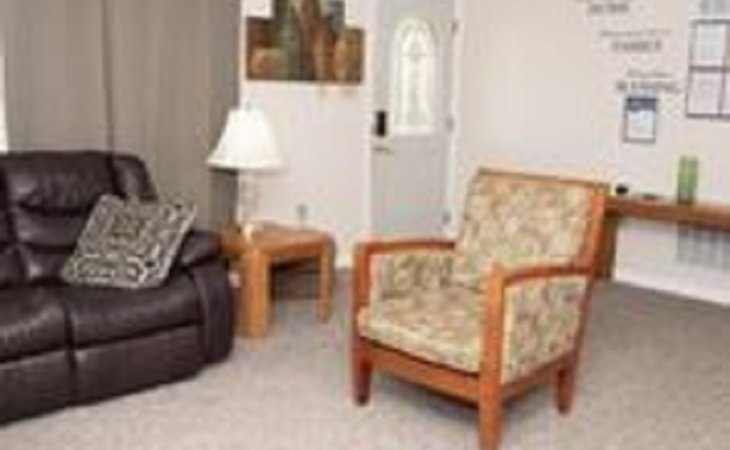 judy-comfort-and-care-assisted-living-20772-1428569_2
