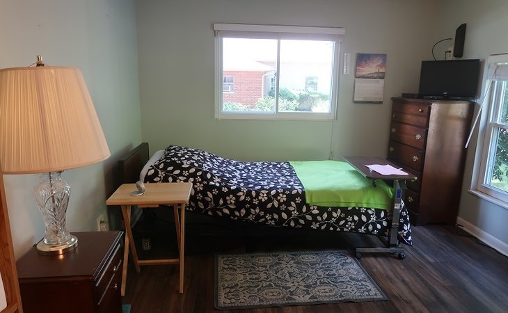 esther-s-place-43229-1428617_10