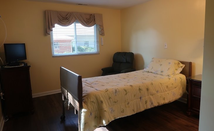 esther-s-place-43229-1428617_9