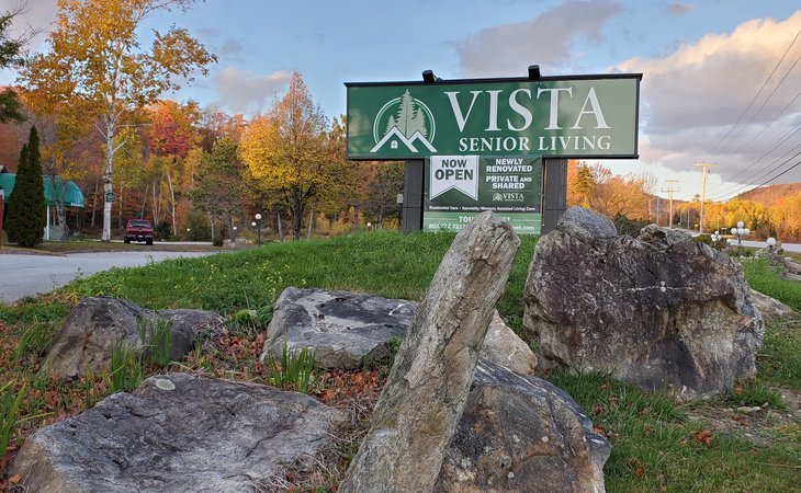 vista-senior-living-05751