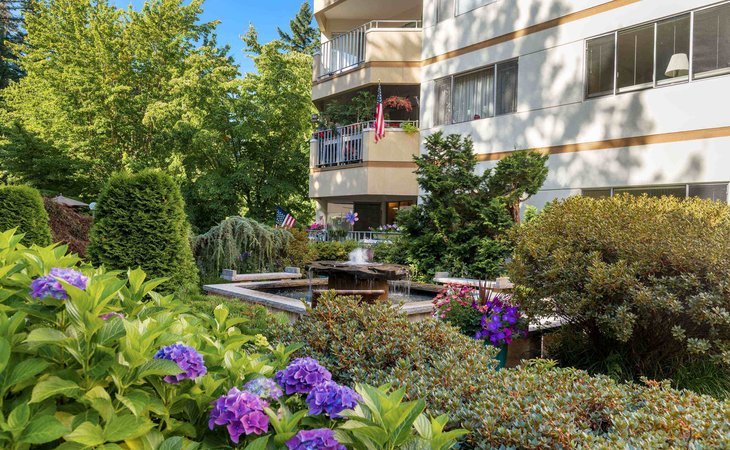 cristwood-park-and-the-courtyard-98133-1428888_7