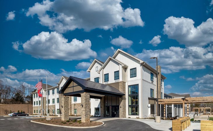 cloverland-park-senior-living-37027