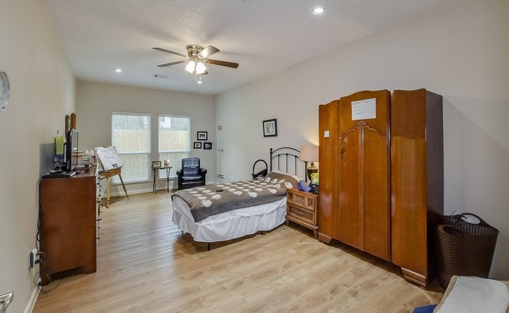 village-care-homes-stephen-f-austin-77302-1429593_7