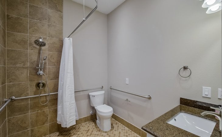 village-care-homes-stephen-f-austin-77302-1429593_9