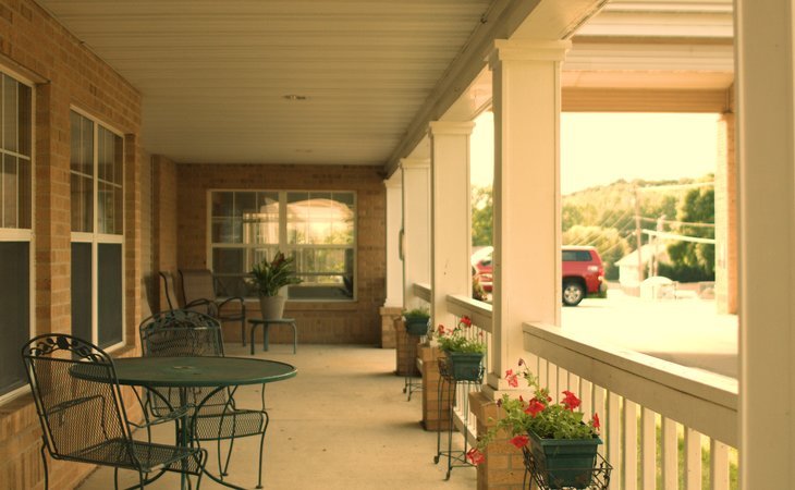 laurel-s-edge-assisted-living-56001