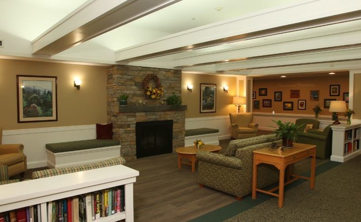 eddy-memory-care-at-marjorie-doyle-rockwell-center-12047-1430430_6