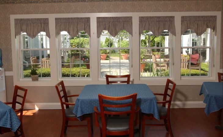 eddy-memory-care-at-marjorie-doyle-rockwell-center-12047-1430430_7