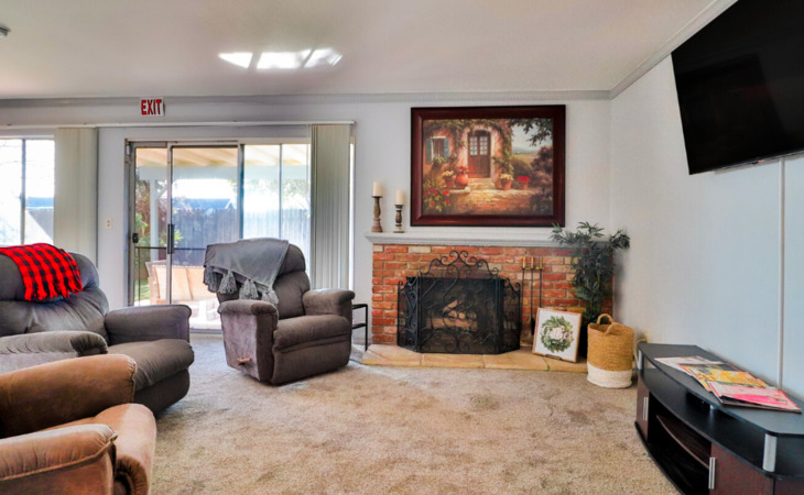 hillsong-senior-living-92346-1430716_2