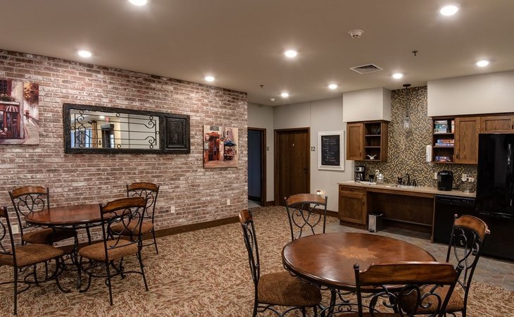 pleasant-hills-67502-1430722_4